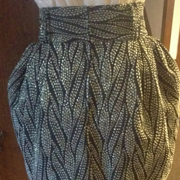 H&M Skirt - Picture 4 of 5